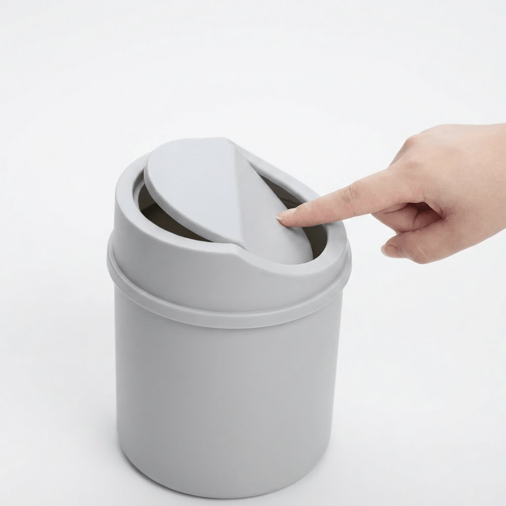 Mini poubelle de salle de bain et bureau compacte à couvercle rabattable